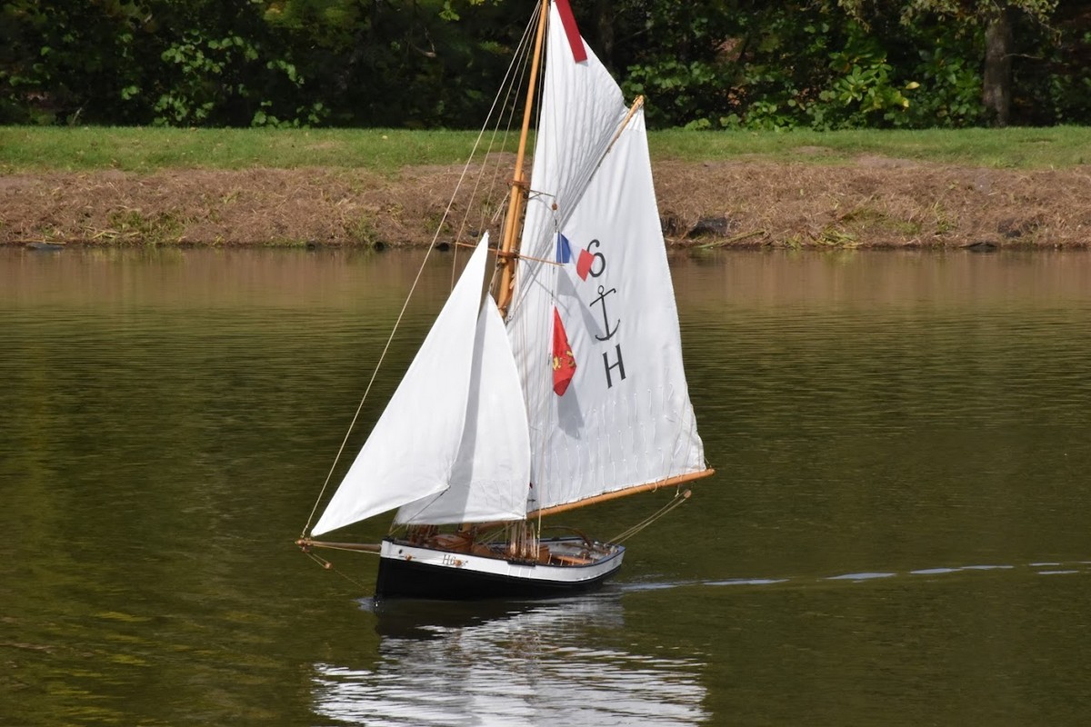 Côtre pilote JOLIE BRISE